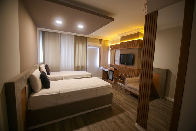 Imagen de la habitación del Hotel Cevik Palace Otel. Foto 11