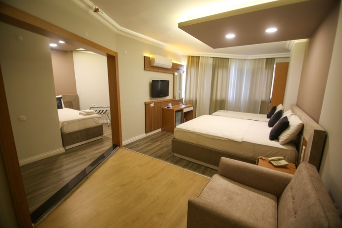Imagen de la habitación del Hotel Cevik Palace Otel. Foto 12