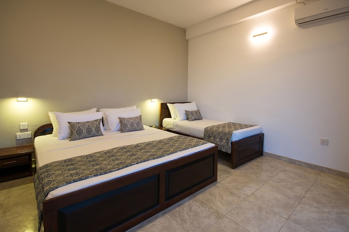 Imagen de la habitación del Hotel Ceyloni Panorama Resort. Foto 9