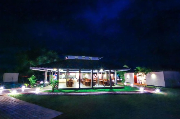 Imagen general del Hotel Ceyloni hotel. Foto 3