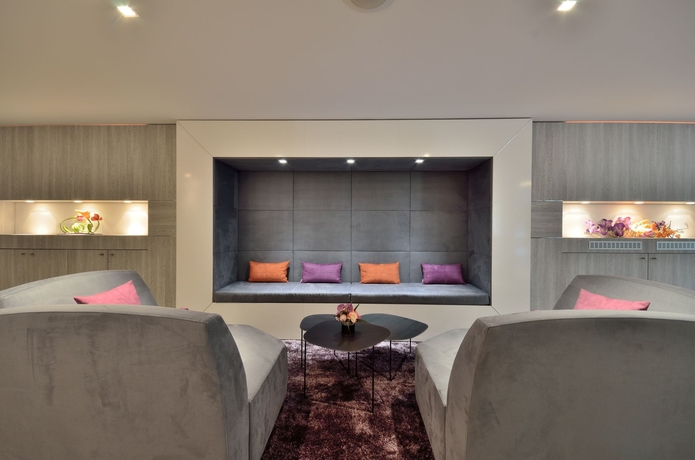 Imagen de los interiores del Hotel Cezanne. Foto 11