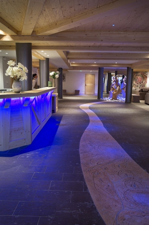 Imagen de los interiores del Hotel Cgh R&eacute;sidences and Spas Le Cristal De L'alpe. Foto 6