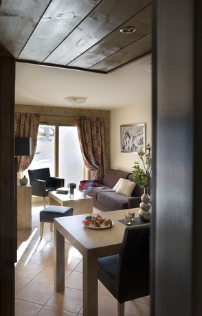 Imagen de los interiores del Hotel Cgh R&eacute;sidences and Spas Le Cristal De L'alpe. Foto 11