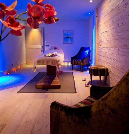 Imagen de los interiores del Hotel Cgh R&eacute;sidences and Spas Le Cristal De L'alpe. Foto 12