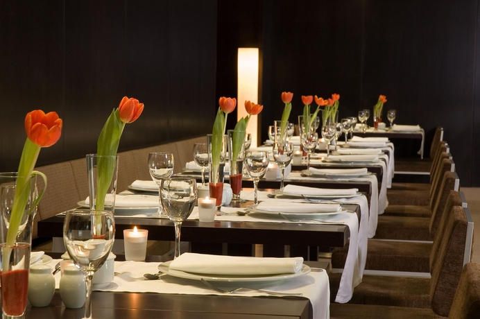 Imagen del bar/restaurante del Hotel Ch Bucharest. Foto 3