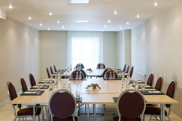 Imagen de los interiores del Hotel Ch Bucharest. Foto 16