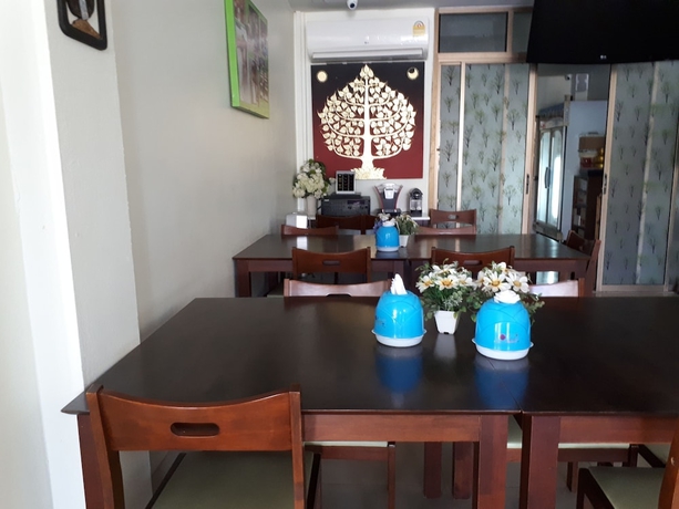 Imagen de los interiores del Hotel Cha Am De La Mer. Foto 17