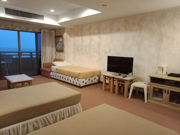 Imagen general del Hotel Cha-am Grand Condotel. Foto 12