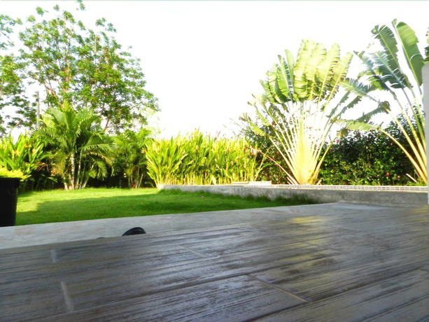 Imagen de los exteriores del Hotel Cha-am Pool Villa. Foto 16