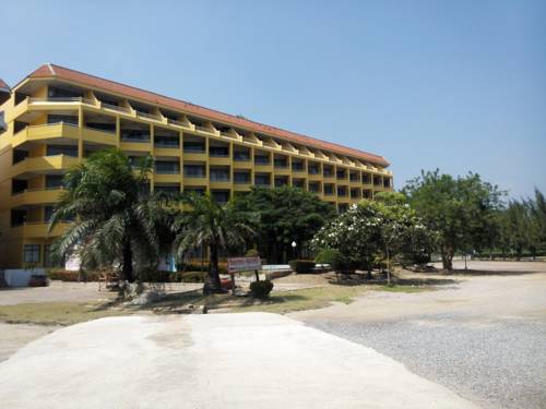 Imagen de la habitación del Hotel Cha-am Royal Beach. Foto 5