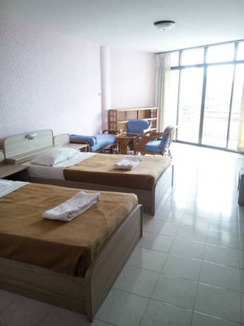 Imagen de la habitación del Hotel Cha-am Royal Beach. Foto 7