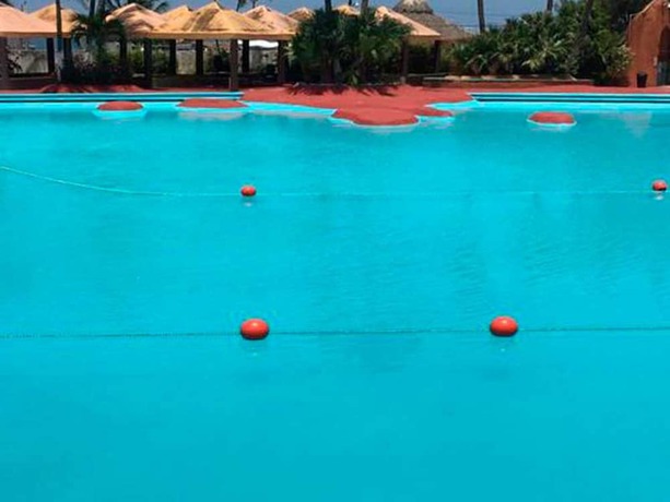 Imagen de los exteriores del Hotel Chachalacas. Foto 16