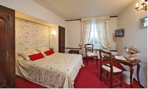 Imagen de la habitación del Hotel Ch&acirc;teau Bellevue, CAZAUBON. Foto 15