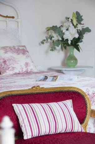 Imagen de la habitación del Hotel Ch&acirc;teau Bellevue, Cazaubon. Foto 9