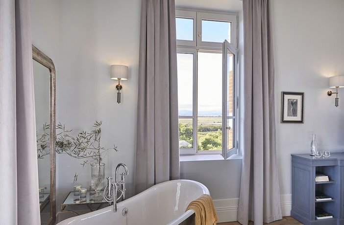 Imagen de la habitación del Hotel Château Capitoul. Foto 15