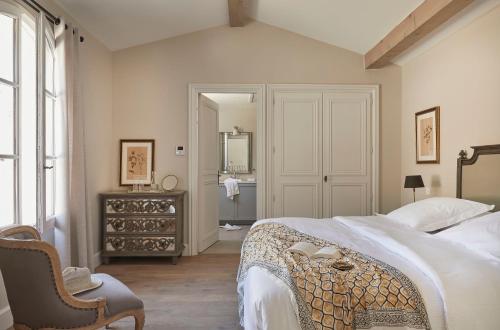 Imagen de la habitación del Hotel Ch&acirc;teau Capitoul, NARBONNE. Foto 15