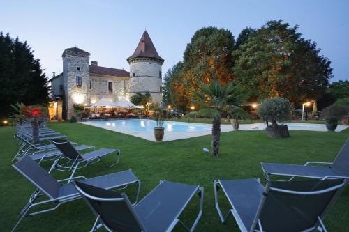 Imagen de la habitación del Hotel Ch&acirc;teau Chapeau Cornu. Foto 10