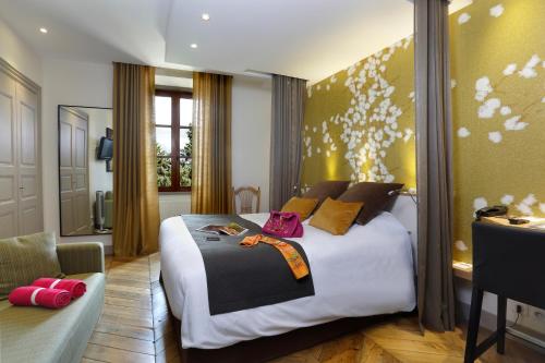 Imagen general del Hotel Ch&acirc;teau Chapeau Cornu. Foto 3