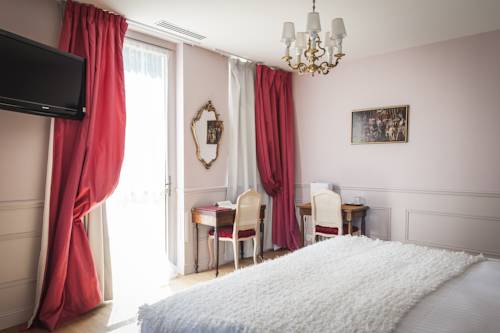Imagen de la habitación del Hotel Ch&acirc;teau D'apign&eacute; Rennes. Foto 7