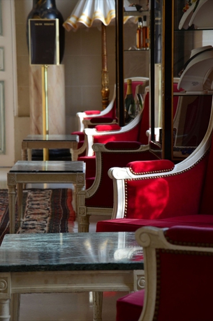 Imagen de los interiores del Hotel Château D'artigny. Foto 7