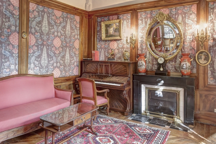 Imagen de los interiores del Hotel Ch&acirc;teau D'ayres. Foto 18