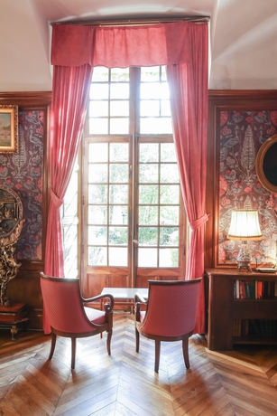 Imagen de los interiores del Hotel Ch&acirc;teau D'ayres. Foto 19