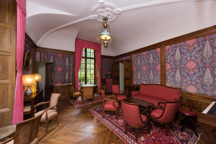 Imagen del bar/restaurante del Hotel Ch&acirc;teau D'ayres. Foto 2
