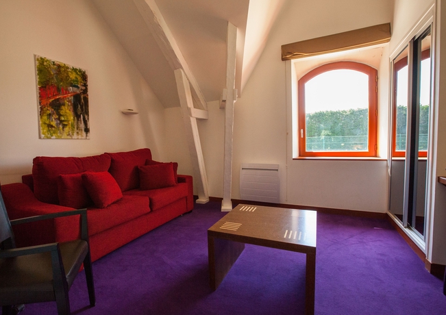 Imagen de la habitación del Hotel Château De Bellefontaine. Foto 10