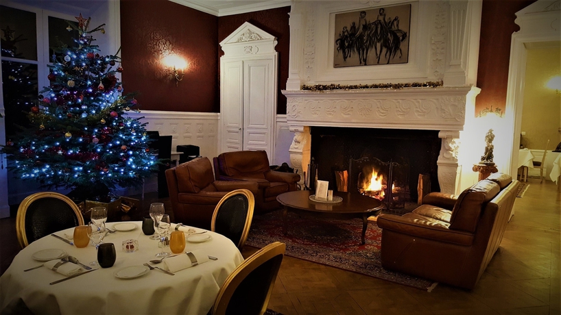 Imagen del bar/restaurante del Hotel Château De Bellefontaine. Foto 3