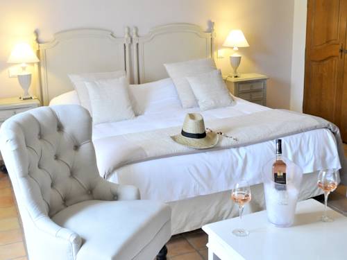 Imagen de la habitación del Hotel Château De Berne. Foto 5