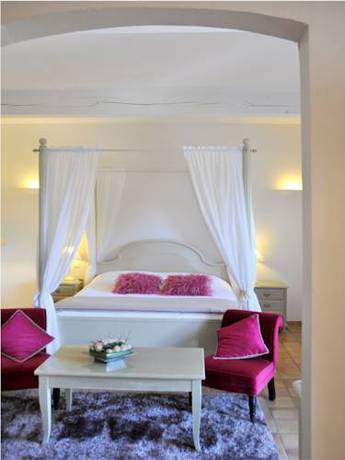 Imagen de la habitación del Hotel Château De Berne. Foto 16