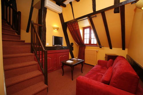 Imagen de la habitación del Hotel Ch&acirc;teau De Castel Novel. Foto 2