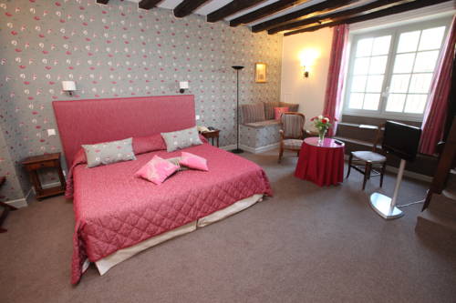 Imagen de la habitación del Hotel Ch&acirc;teau De Castel Novel. Foto 5