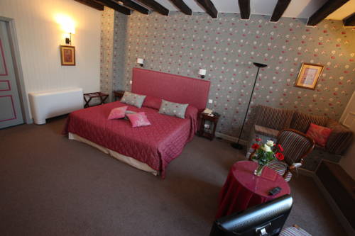 Imagen de la habitación del Hotel Ch&acirc;teau De Castel Novel. Foto 6
