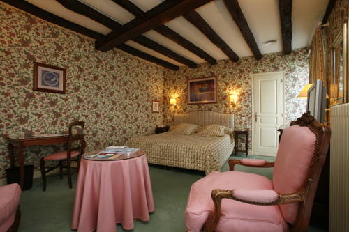 Imagen de la habitación del Hotel Ch&acirc;teau De Castel Novel. Foto 7