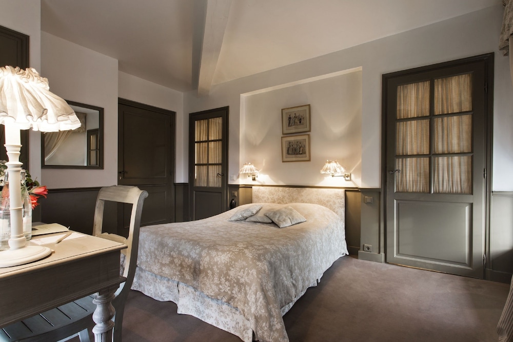 Imagen de la habitación del Hotel Ch&acirc;teau De Courban and Spa Nuxe. Foto 8