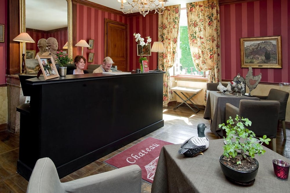 Imagen de los interiores del Hotel Ch&acirc;teau De Courban and Spa Nuxe. Foto 20