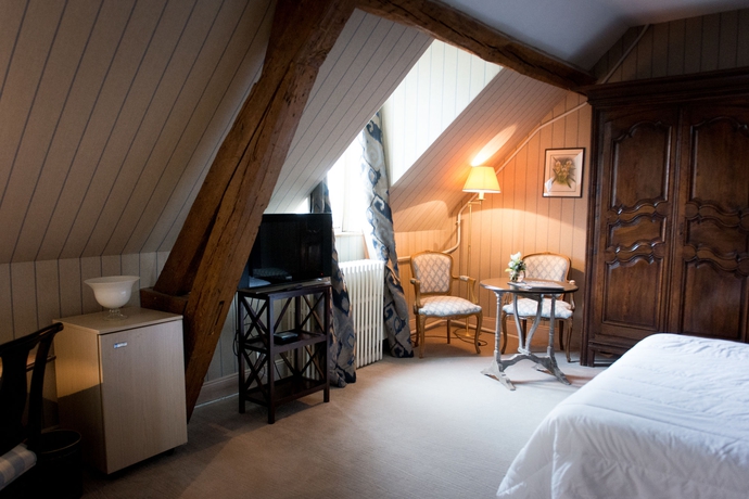 Imagen de la habitación del Hotel Ch&acirc;teau De F&egrave;re. Foto 2