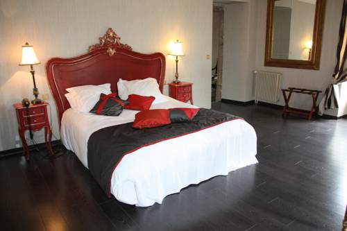 Imagen de la habitación del Hotel Château De Fontanges. Foto 9