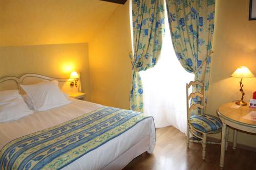 Imagen de la habitación del Hotel Château De Fontanges. Foto 15