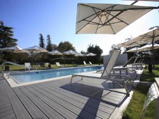 Imagen de la piscina del Hotel Château De La Barbinière. Foto 11