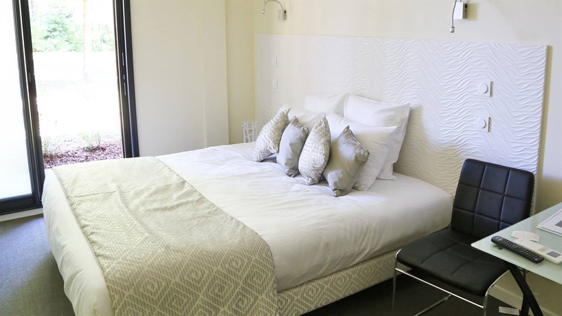 Imagen de la habitación del Hotel Château De La Dame Blanche. Foto 9