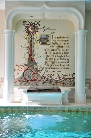 Imagen de la piscina del Hotel Château De La Messardière. Foto 11