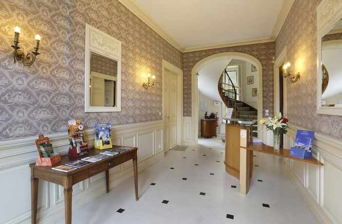 Imagen de los interiores del Hotel Château De La Rozelle. Foto 17