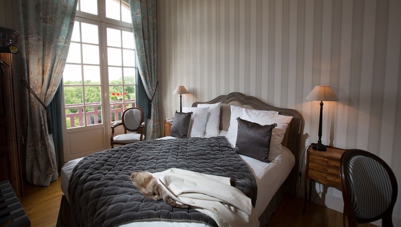 Imagen de la habitación del Hotel Château De La Tour, Gouvieux. Foto 9