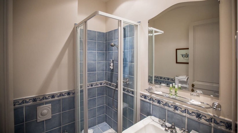 Imagen de la habitación del Hotel Château De La Tour, Gouvieux. Foto 17