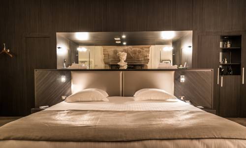 Imagen de la habitación del Hotel Ch&acirc;teau De Lacan. Foto 2