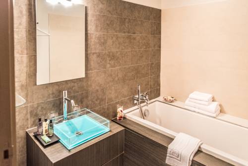 Imagen de la habitación del Hotel Ch&acirc;teau De Lacan. Foto 3
