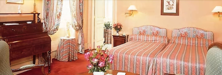 Imagen de la habitación del Hotel Ch&acirc;teau De Larroque. Foto 8