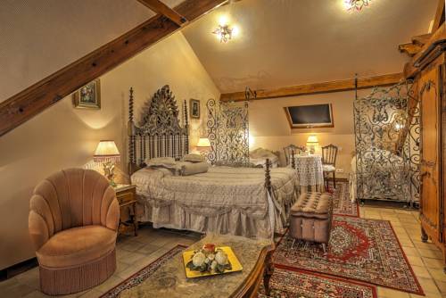 Imagen de la habitación del Hotel Ch&acirc;teau De Me&iuml;-l&eacute;s&eacute;. Foto 12